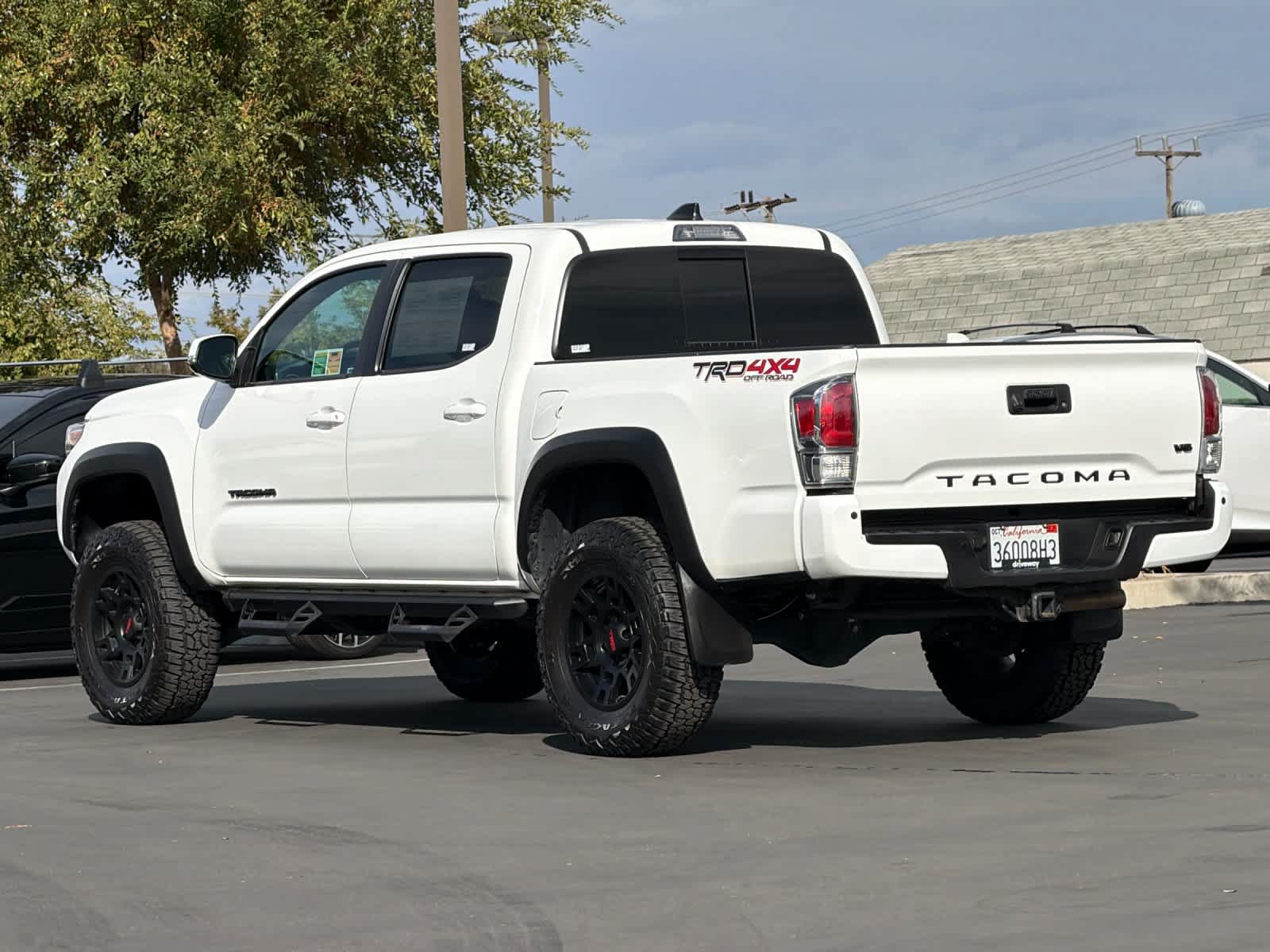 Used 2021 Toyota Tacoma TRD Off-Road w/ Technology Package AWD/4WD image 7