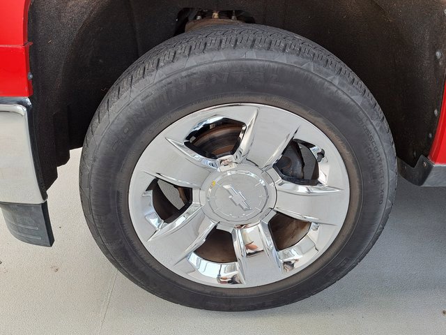Used 2015 Chevrolet Silverado 1500 LTZ Z71 w/ LTZ Plus Package AWD/4WD image 32
