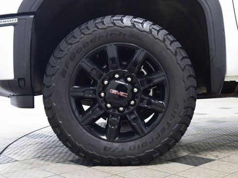 Used 2024 GMC Sierra 2500 AT4 w/ AT4 Preferred Package image 31