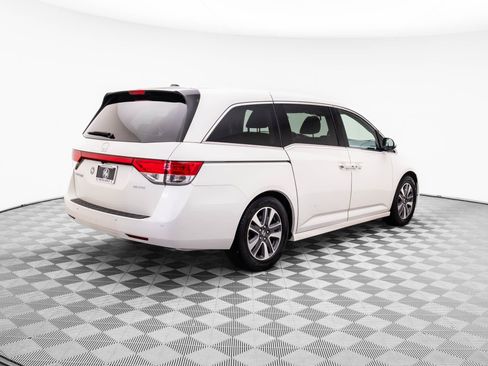 Used 2014 Honda Odyssey Touring Elite image 7