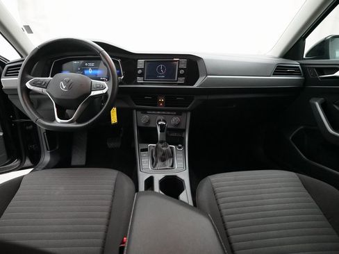 Used 2024 Volkswagen Jetta S image 5