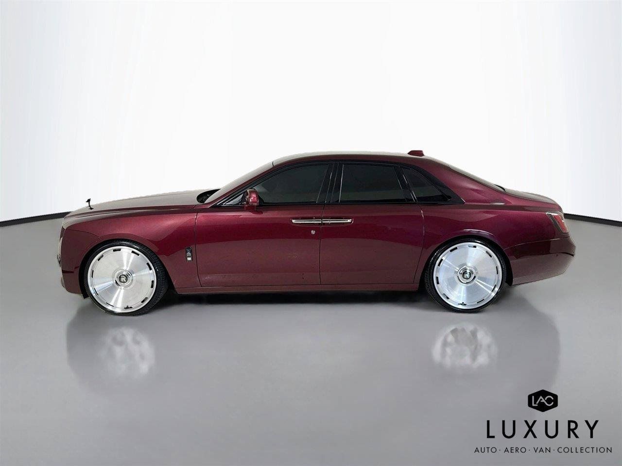 Used 2023 Rolls-Royce Ghost Black Badge AWD/4WD image 9