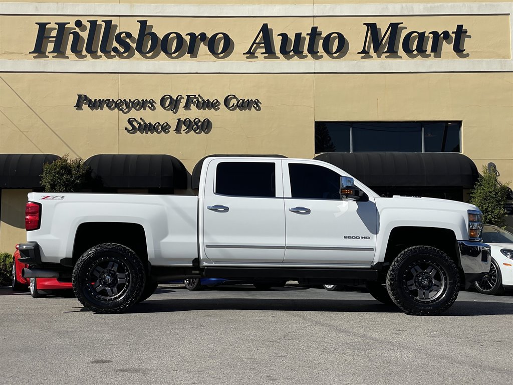 Used 2016 Chevrolet Silverado 2500 LTZ w/ Duramax Plus Package AWD/4WD image 5