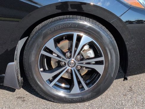 Certified 2023 Nissan Sentra SV FWD image 11