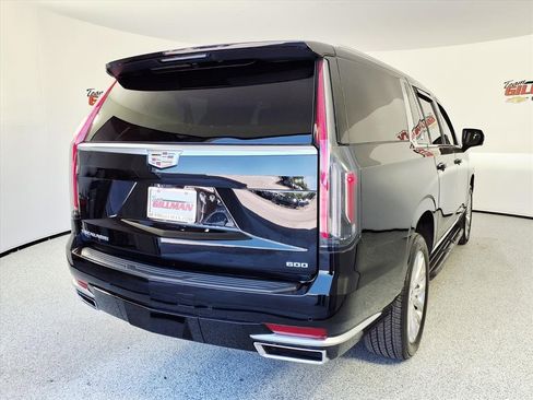 Used 2024 Cadillac Escalade ESV Premium Luxury image 27