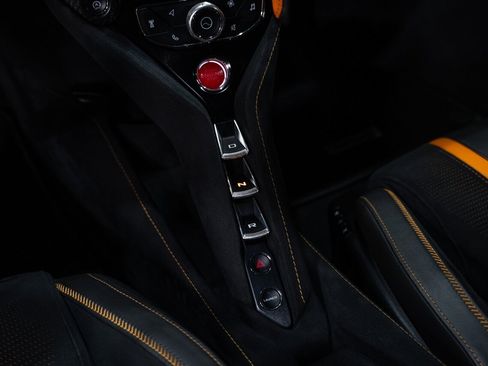 Used 2018 McLaren 720S Performance image 46