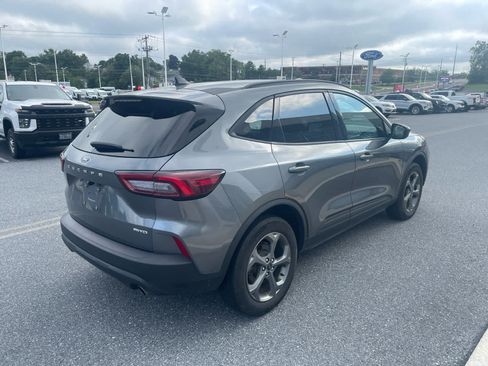 Used 2025 Ford Escape ST-Line Select AWD/4WD image 5