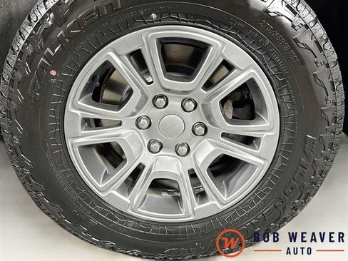 Used 2022 Jeep Wagoneer Series I AWD/4WD image 38