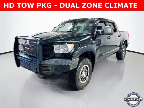 Used 2010 Toyota Tundra 4x4 CrewMax image 2