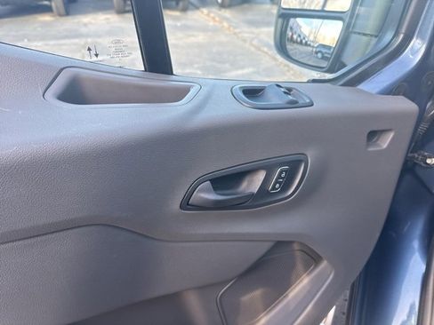 Used 2025 Ford Transit 350 XL image 9