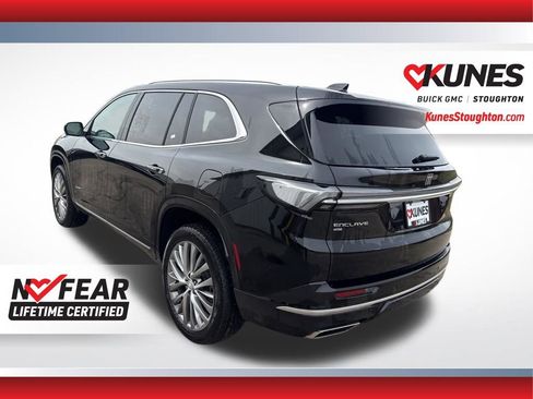Used 2025 Buick Enclave Avenir w/ Trailering Package, 5000 lbs. AWD/4WD image 9