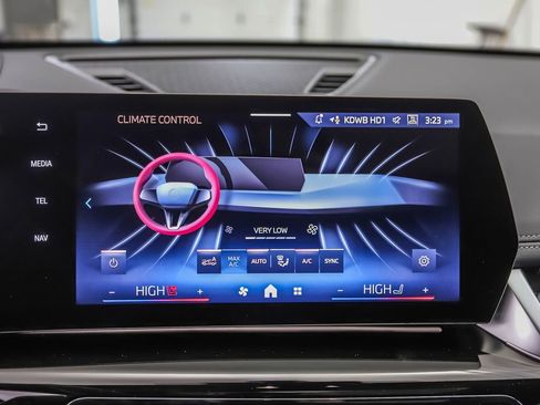 New 2026 BMW X1 xDrive28i w/ Technology Package image 18