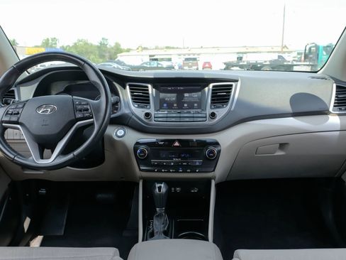 Used 2018 Hyundai Tucson Value w/ Cargo Package image 20