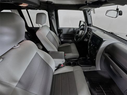 Used 2010 Jeep Wrangler Unlimited Sport image 23