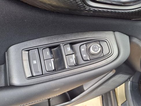 Certified 2025 Subaru Outback Premium image 8