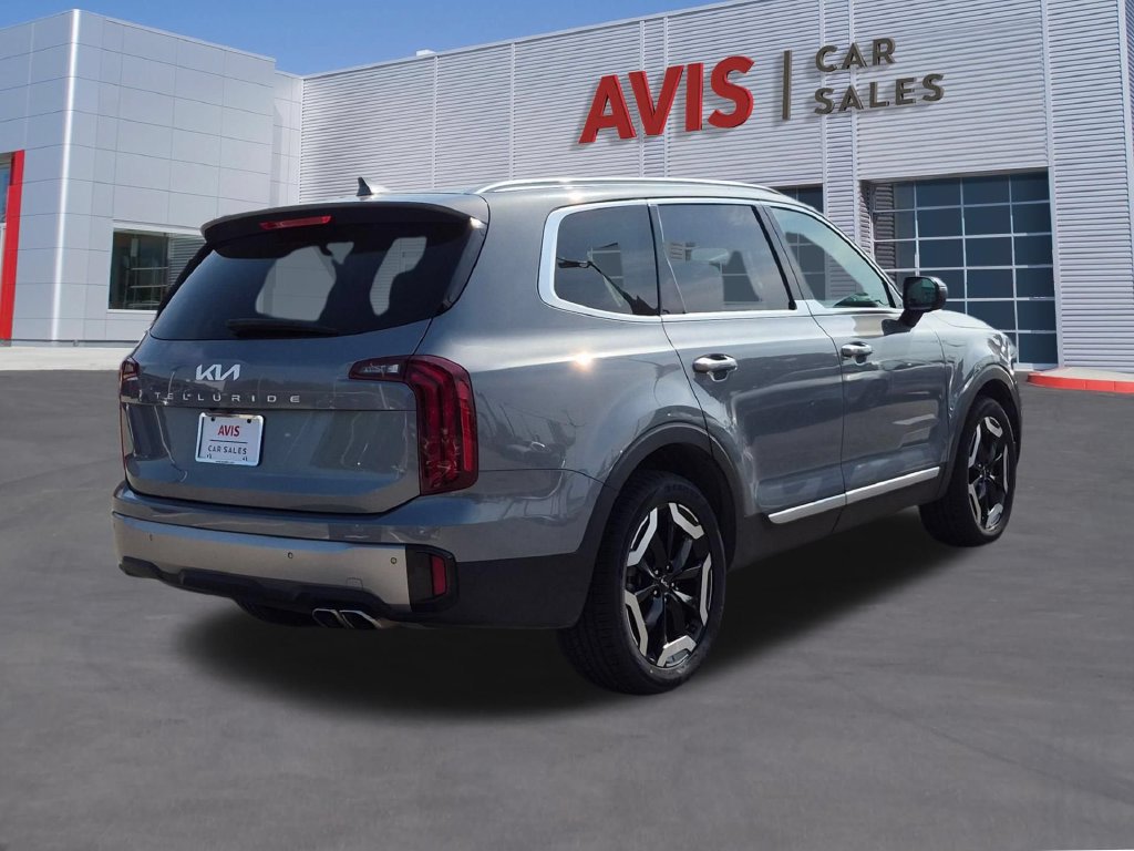 Used 2025 Kia Telluride S FWD image 6