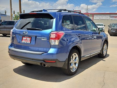 Used 2017 Subaru Forester 2.5i Touring AWD/4WD image 3