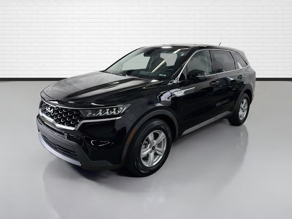 Used 2023 Kia Sorento LX FWD image 5