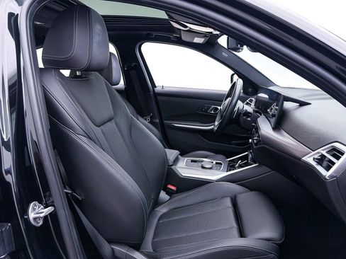Used 2025 BMW M340i RWD image 36