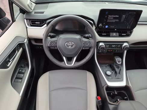 Used 2024 Toyota RAV4 Limited AWD/4WD image 26