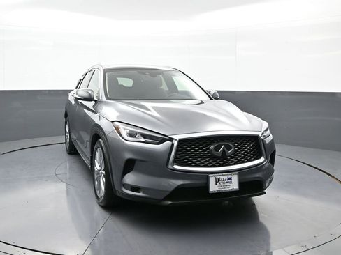 Used 2023 INFINITI QX50 Luxe image 3