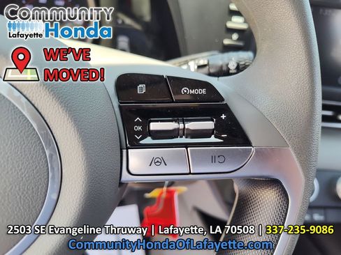Used 2023 Hyundai Elantra SE w/ Cargo Package FWD image 24