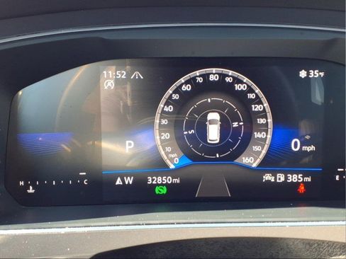 Certified 2023 Volkswagen Tiguan SE R-Line image 25