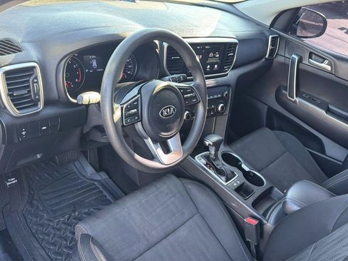 Used 2020 Kia Sportage LX FWD image 10