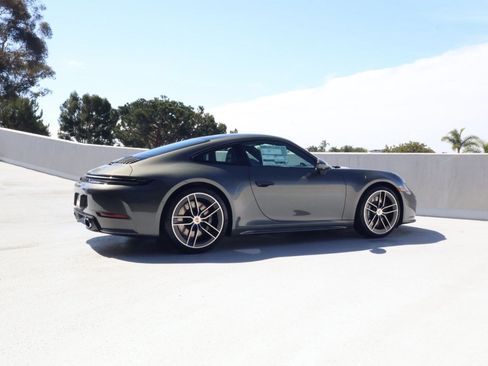 New 2026 Porsche 911 Carrera 4S image 8