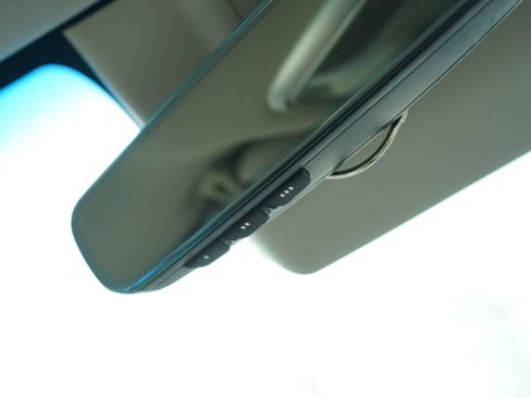 Used 2024 Genesis GV60 RWD image 27