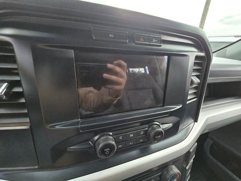 Used 2022 Ford F150 XL w/ Trailer Tow Package image 10