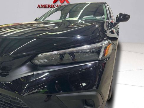 Used 2023 Honda Civic EX-L image 9