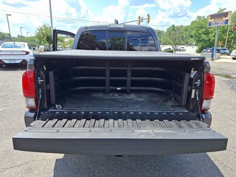 Used 2023 Toyota Tacoma SR w/ SR Convenience Package RWD image 29