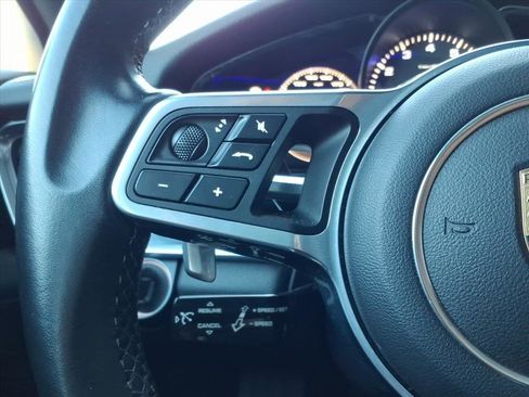 Certified 2019 Porsche Panamera image 19