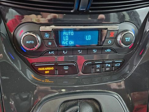 Used 2015 Ford Escape Titanium w/ Equipment Group 301A image 22