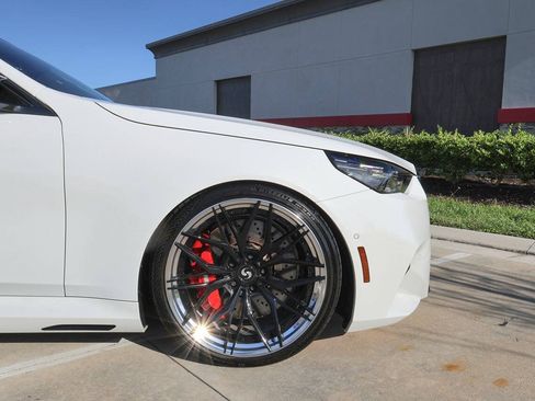Used 2026 BMW M5 w/ Executive Package AWD/4WD image 48