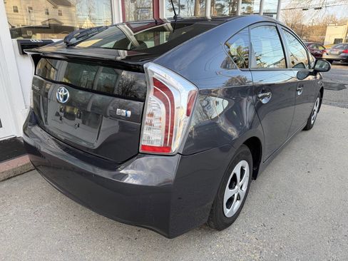 Used 2013 Toyota Prius Two image 8