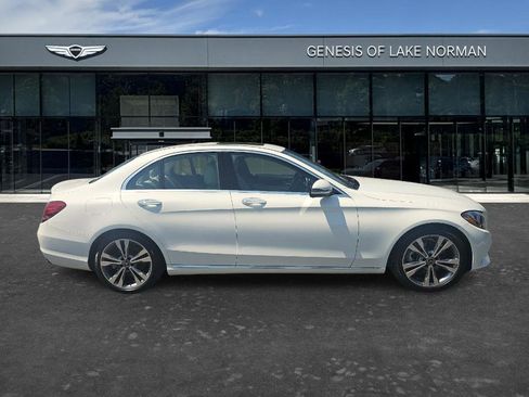 Used 2018 Mercedes-Benz C 300 Sedan image 4