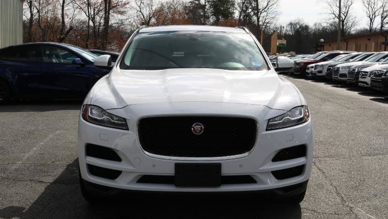 Used 2018 Jaguar F-PACE Prestige AWD/4WD image 2