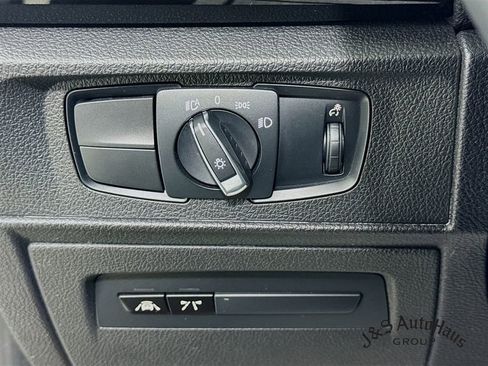 Used 2017 BMW M2 image 10