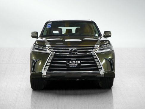 Used 2021 Lexus LX 570 4WD w/ Luxury Package image 8