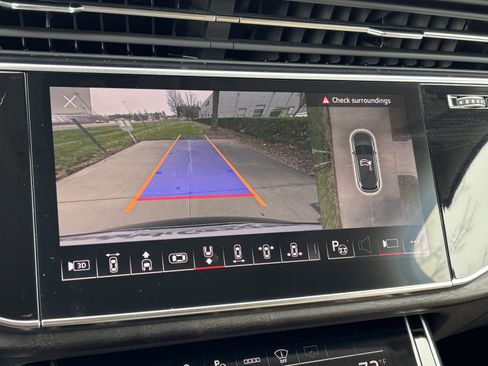 Used 2025 Audi Q7 3.0T Prestige w/ Prestige Package image 25