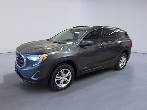 Used 2018 GMC Terrain SLE w/ Driver Convenience Package image 3