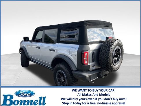 Used 2021 Ford Bronco Badlands image 3