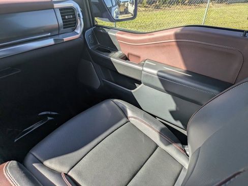 Used 2023 Ford F150 Lariat image 14