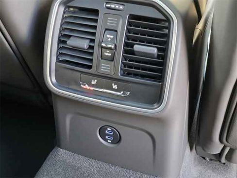 New 2025 Porsche Macan image 25