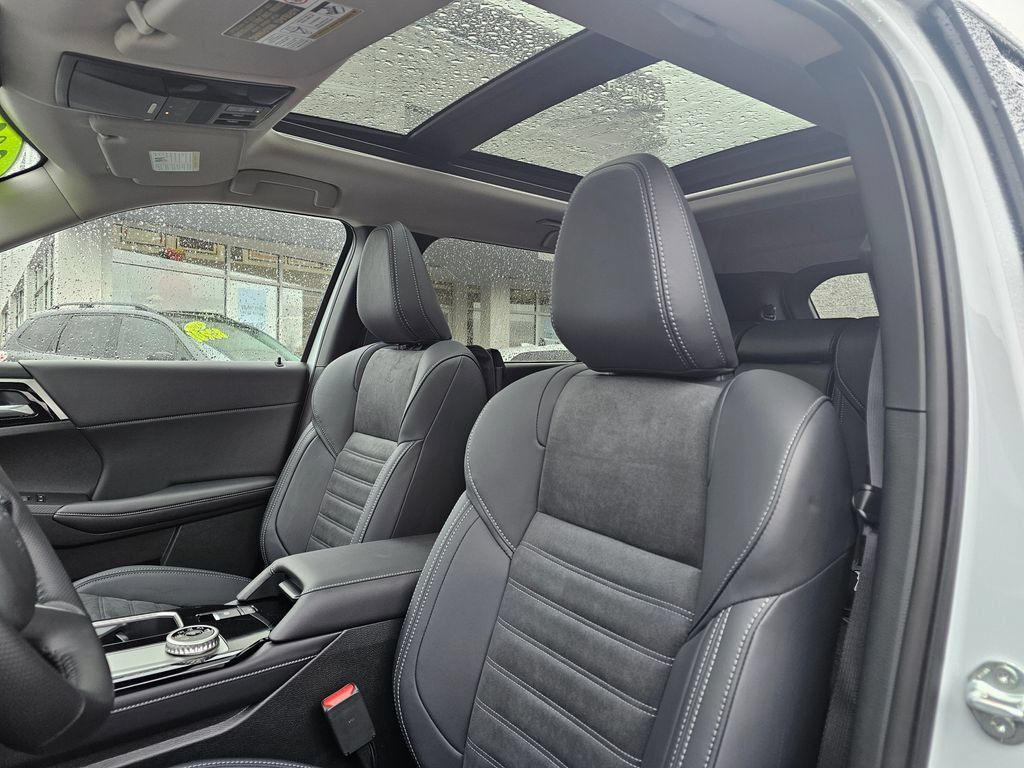 New 2026 Mitsubishi Outlander SE AWD/4WD image 16