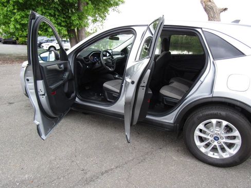 Used 2022 Ford Escape SE AWD/4WD image 21