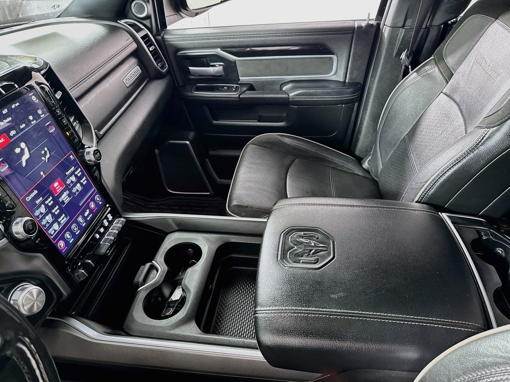 Used 2020 RAM 2500 Laramie AWD/4WD image 25