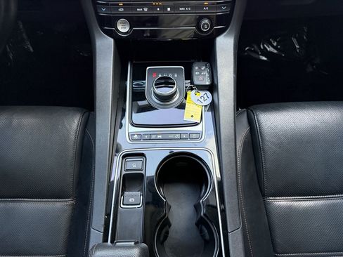 Used 2017 Jaguar F-PACE Prestige AWD/4WD image 29